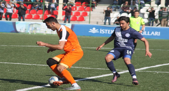 İzmirspor Avantaj Yakaladı