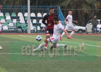 MENDERES, GÜZELBAHÇE’Yİ YENDİ VE LİDERLİĞİ YENİDEN KAPTI