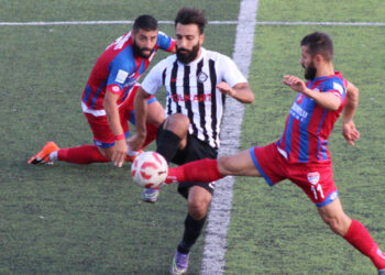 ALTAY FIRSAT TEPTİ