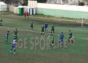 NAMAĞLUP BORNOVA ATASPOR, İKİNCİ YARIDA GÜLDÜ