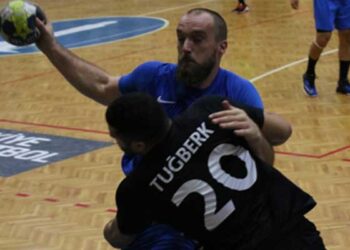 İZMİR BBSK:21 SPOR TOTO:25