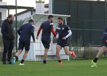 ÖDEMİŞSPOR TAKVİYELERE BAŞLADI