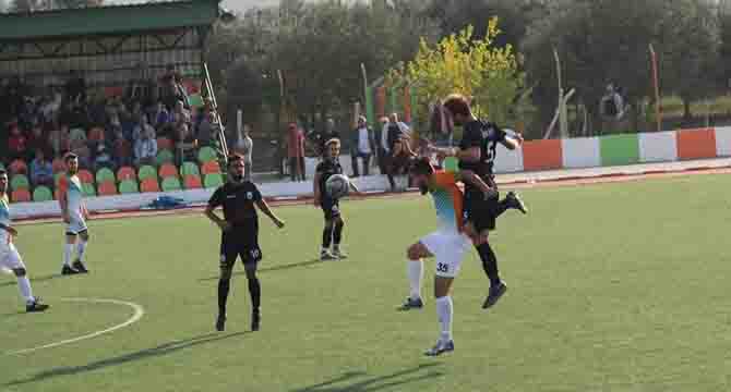 Foça Belediyespor, Kınık’tan İstediğini Aldı