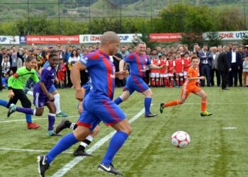 U12 İZMİR CUP’TA TARİHİ MAÇ