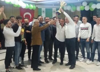 Selçuk Çamlık Kupasını Aldı