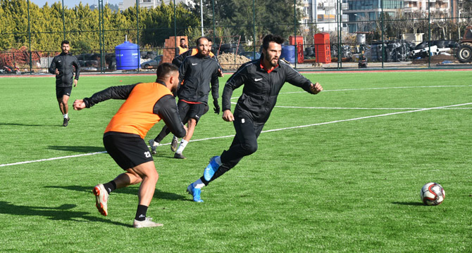 ALİAĞASPOR FK, BOLVADİN BELEDİYE SPORU KONUK EDECEK