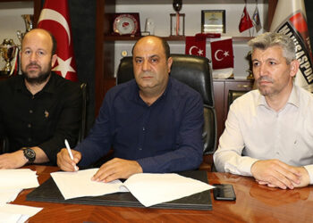 Grandmedical Manisaspor Erkan Aslan’a Emanet