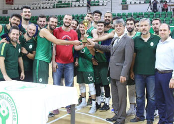 Cumhuriyet Turnuvası Şampiyonu Bornova Belediyespor