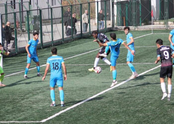 Çamdibi Gençlerbirliği: 1- Bornova 1881 Spor: 4