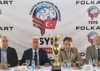 İZVAK’TAN TSYD’YE DESTEK