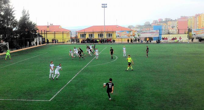 Güzeltepe Gençlik: 1- Yamanlar Esenspor: 3