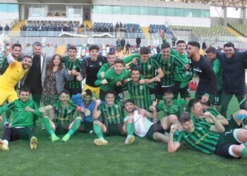 VİVEN BORNOVA FK, BAL LİGİNE DEVAM DEDİ