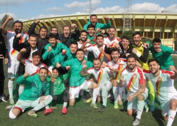 TİRE BELEDİYESPOR, MENDERES’İ ZORDA OLSA YENMEYİ BAŞARDI