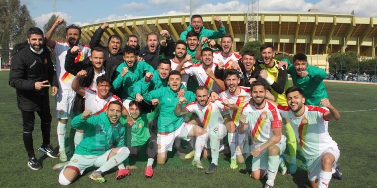 TİRE BELEDİYESPOR, MENDERES’İ ZORDA OLSA YENMEYİ BAŞARDI