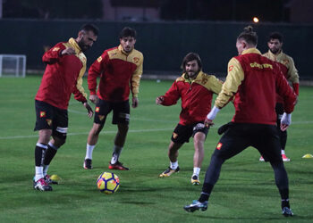 Göztepe, Bursaspor’a konuk olacak