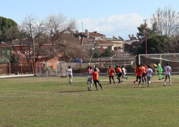 Bayındırspor: 4- Halilbeylispor: 2