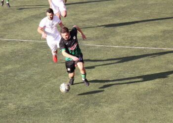 İZMİR OSMANGAZİSPOR DERİN BİR OH ÇEKTİ