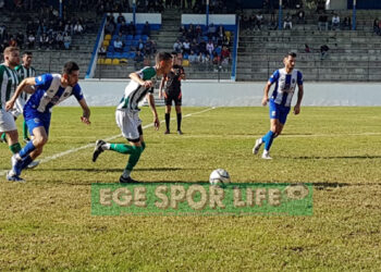 ÖZDERESPOR EVİNDE PUAN KAYBI YAŞADI