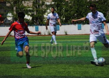 KARABAĞLAR YEŞİLYURT FK’NIN ZİRVE İNADI