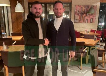 YILDIZ OYUNCUSU RIDVAN ŞİMŞEK, İZMİRSPOR’DA