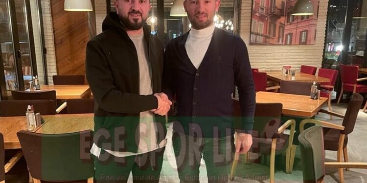 YILDIZ OYUNCUSU RIDVAN ŞİMŞEK, İZMİRSPOR’DA