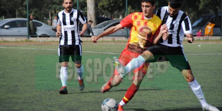 HÜRADALETSPOR: 2- ÇAYIRLIBAHÇESPOR: 2