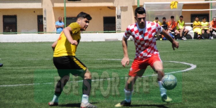 KURUÇEŞME PLAY-OFF’LARA KİLİTLENDİ