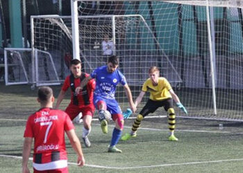 BORNOVA HİTAB GOL OLDU YAĞDI