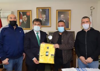ALAÇATISPOR BAL KATILIM BELGESİNİ TESLİM ETTİ