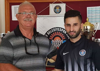 Yalçın Eroğlu Yeniden Çeşme Belediyespor’da
