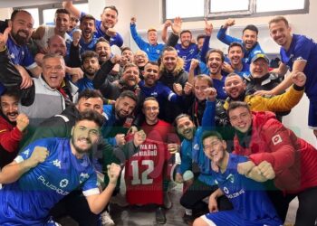 BORNOVA ATASPOR, ŞAMPİYONLUĞUNU İLAN ETTİ