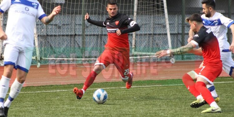 BORNOVA ATASPOR: 0- DİKİLİ BELEDİYESPOR: 1