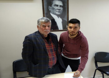 Aliağa Helvacı, İzzet Topuz’u Renklerine Bağladı