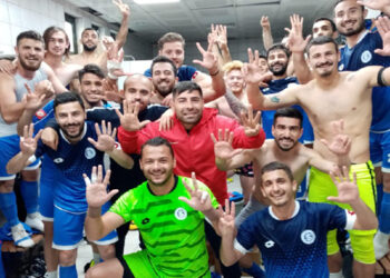 İZMİRSPOR, İÇERİDE DIŞARIDA AFFETMİYOR