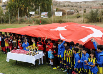 1. Kapadokya Cup U12 Şampiyonu Fenerbahçe oldu