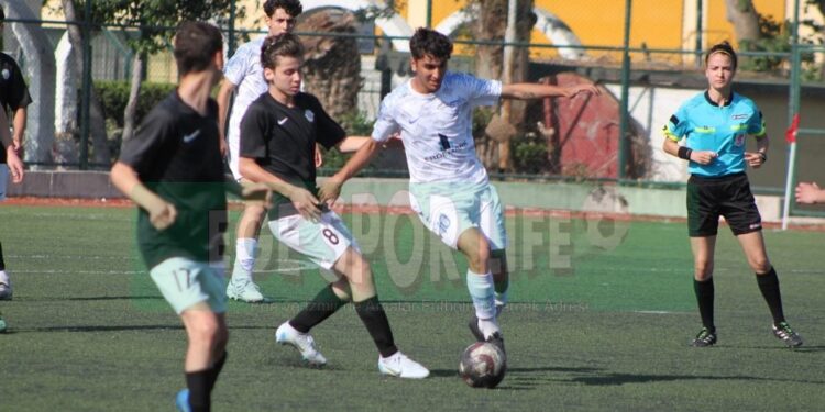 PINARGÜCÜ U16 İZMİR FİNALİNE ADINI YAZDIRDI
