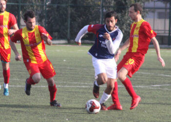 Basmane Altınpark, 3 Puanla Başladı