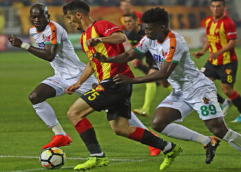 Göztepe: 3 – Aytemiz Alanyaspor: 3