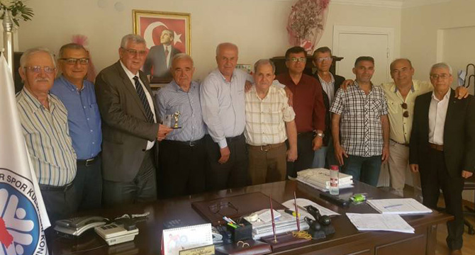 Bornova Amatör Futbol Kulüpleri’nden ASKF’ye Ziyaret