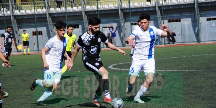HÜRADALET, İZMİR ATİLLASPOR ENGELİNİ 2 GOLLE AŞTI