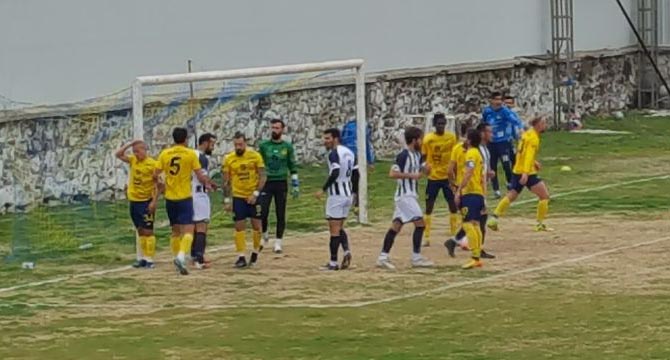 Alaçatıspor ile İzmirspor 1-1’lerini Üzmedi