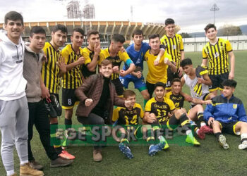 FİKRİ ALTAY U19 ŞAMPİYON OLDU
