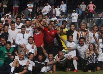 Kuşadasıspor BAL Liginde Kaldı