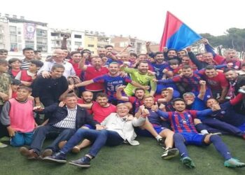 Şampiyon ÖDEMİŞSPOR