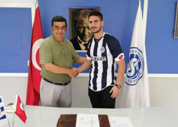 İzmirspor Utku İle Anlaştı