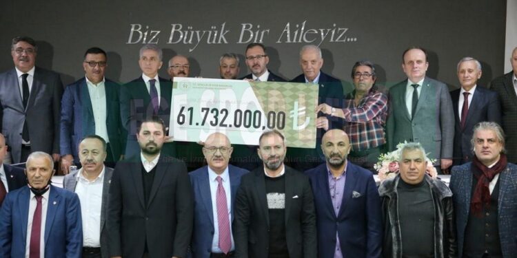 BAKAN KASAPOĞLU, AMATÖR’E 61 MİLYON LİRA DESTEK SAĞLADIK