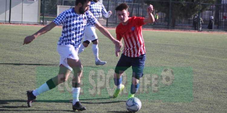 İZMİR DEMİRSPOR: 3- DOSTGÜCÜ: 1