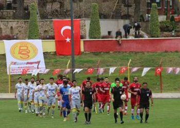 Bayındır Galip Tamamlarken, Torbalı Çaybaşı Düşmekten Kurtuldu