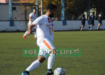 BOZYAKASPOR, YILDIZ OYUNCUYU KAPTI