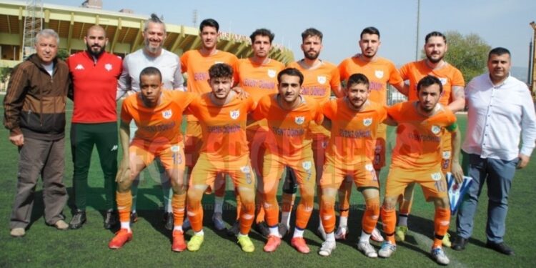 EŞREFPAŞASPOR ŞAMPİYONLUĞA KOŞUYOR